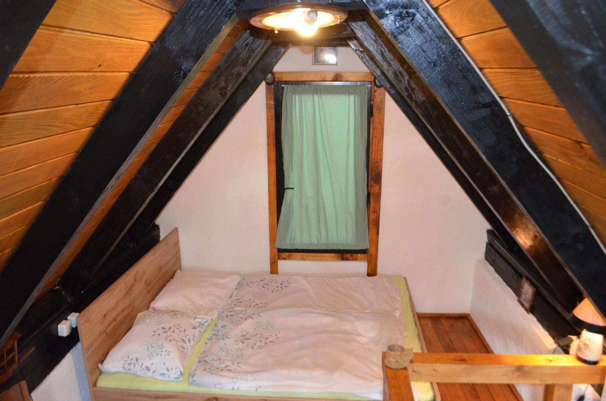 Appartement Ivona - Kuca Za Odmor Perusic - Stara Lika Extérieur photo
